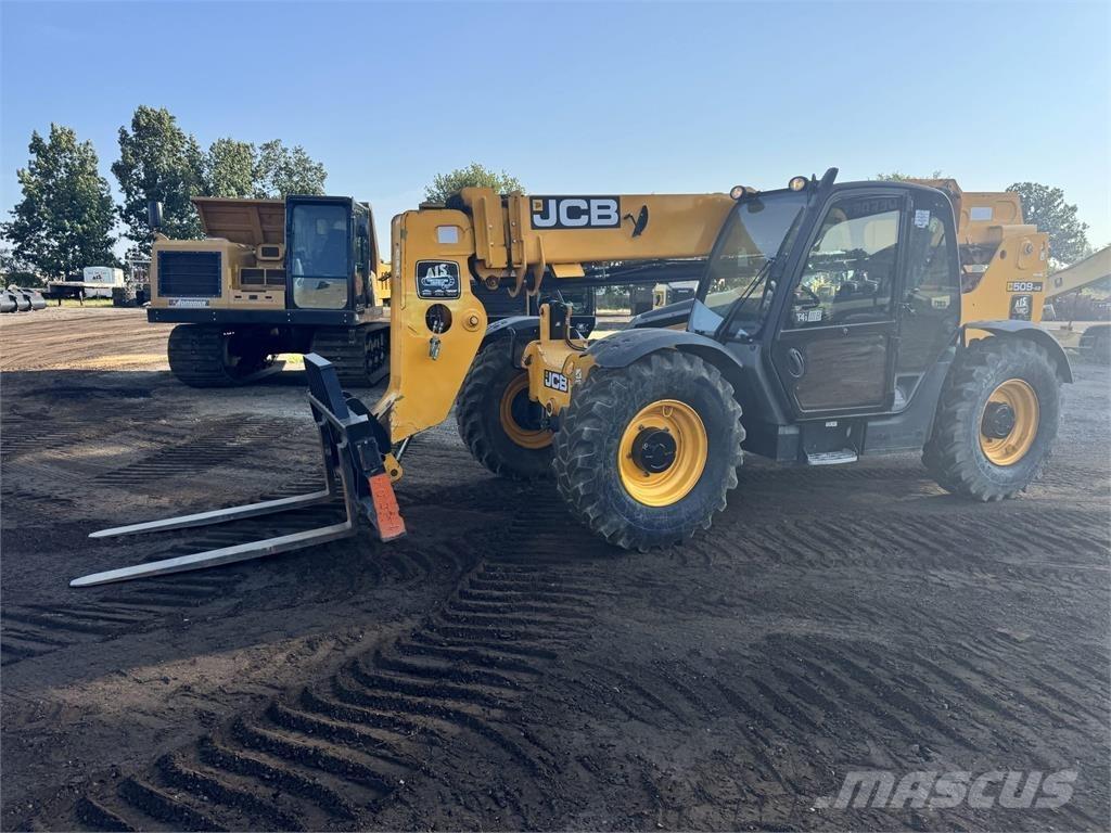 JCB 509-42 伸缩臂叉装车|叉装车