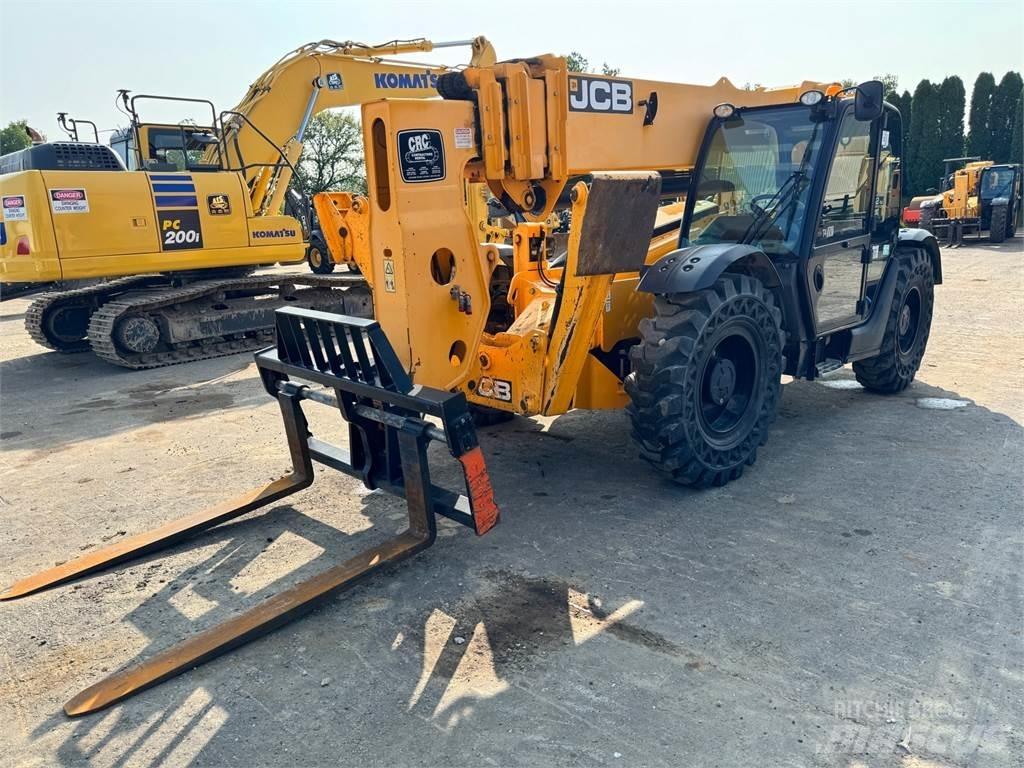 JCB 512-56 伸缩臂叉装车|叉装车