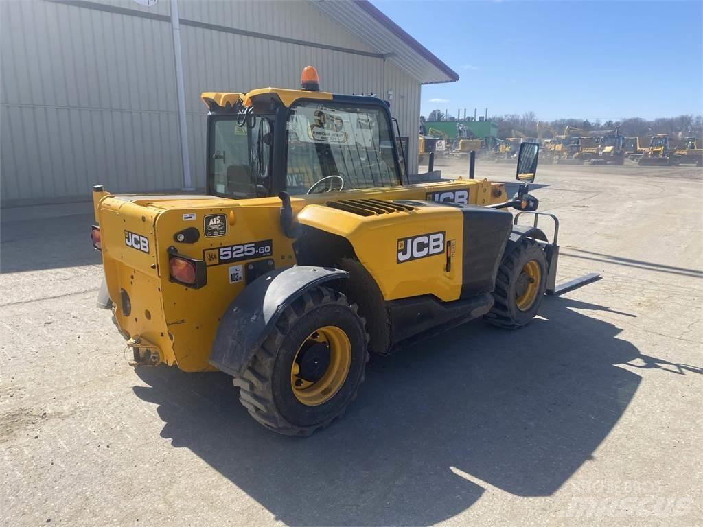 JCB 525-60 伸缩臂叉装车|叉装车