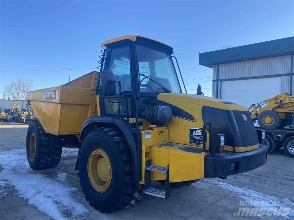 JCB 714 铰接式自卸车