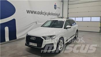 Audi Q7 汽车