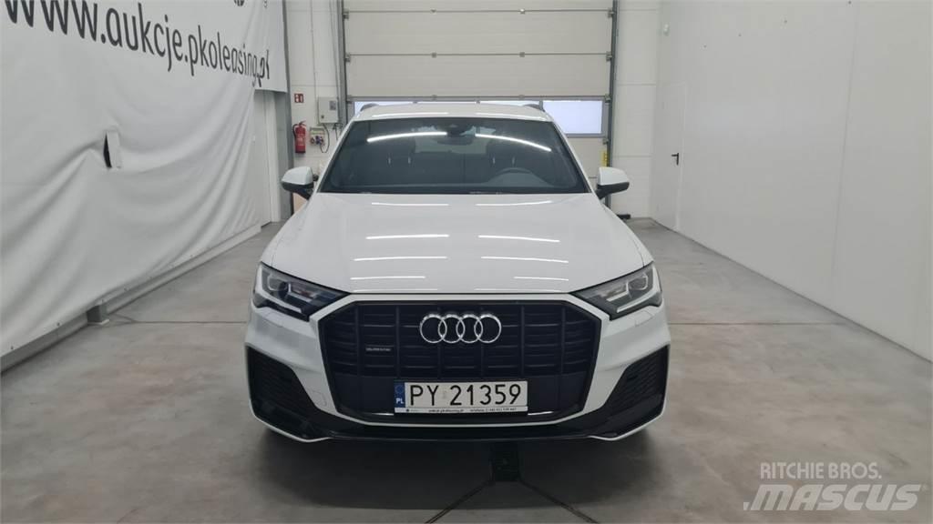 Audi Q7 汽车