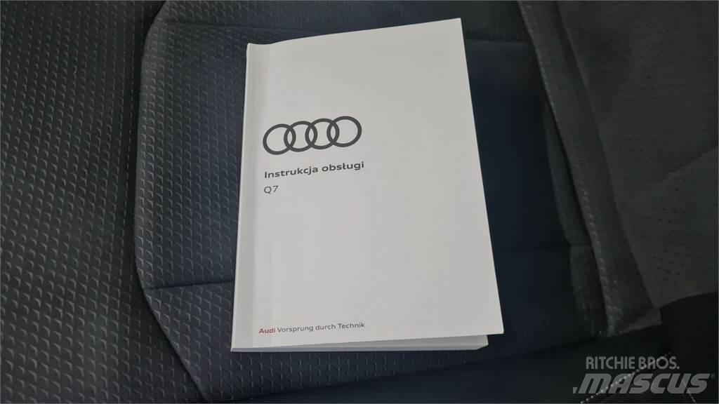 Audi Q7 汽车