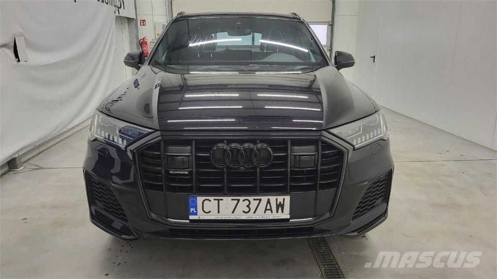 Audi Q7 汽车