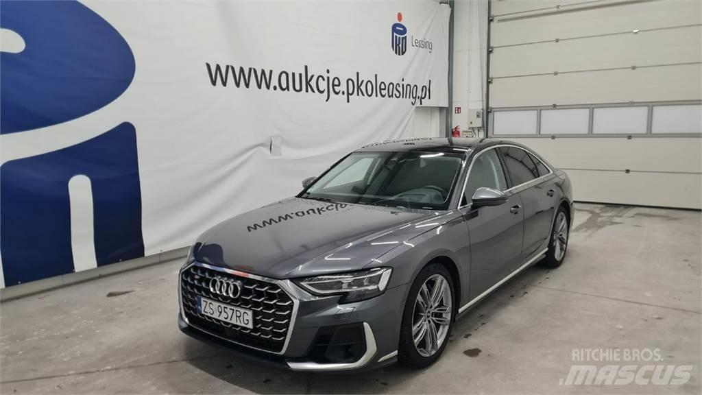 Audi S8 汽车