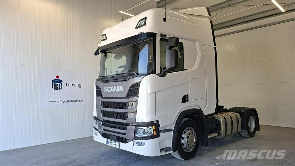 Scania R460 牵引车