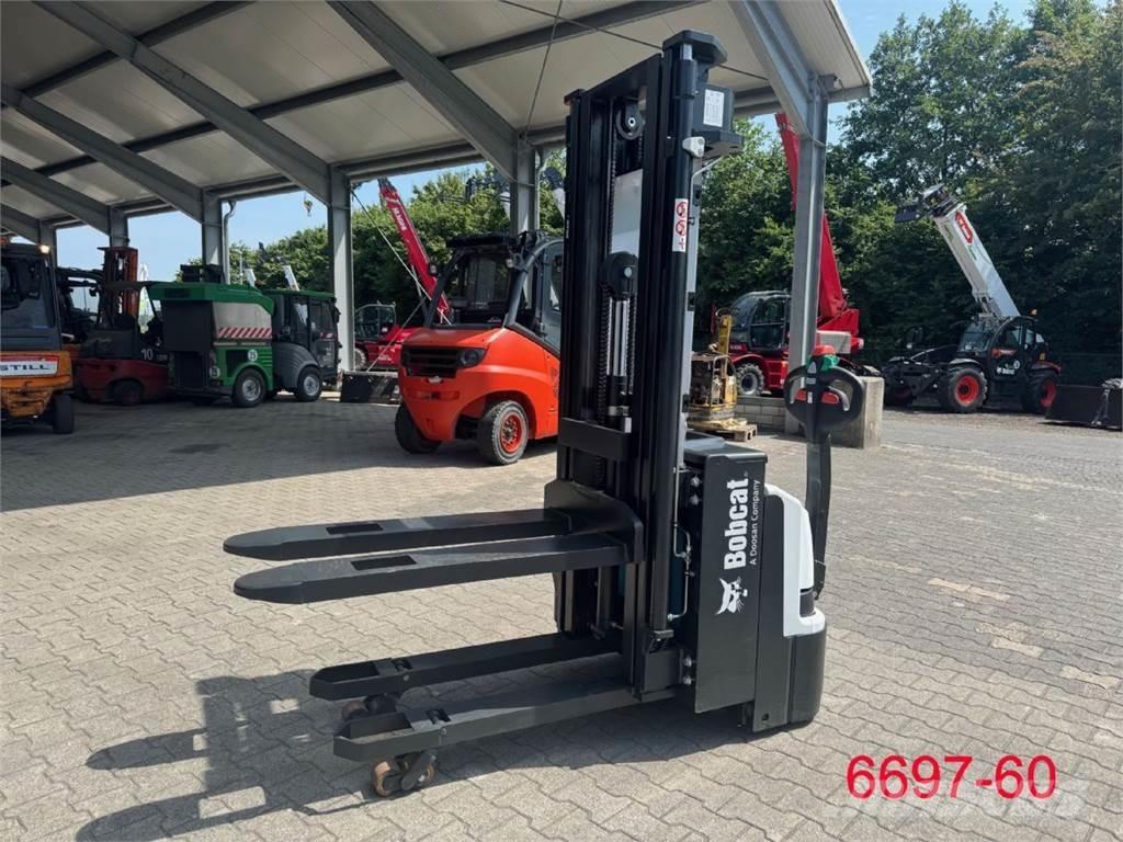 Bobcat BSL 12 N-7i 手推堆垛车