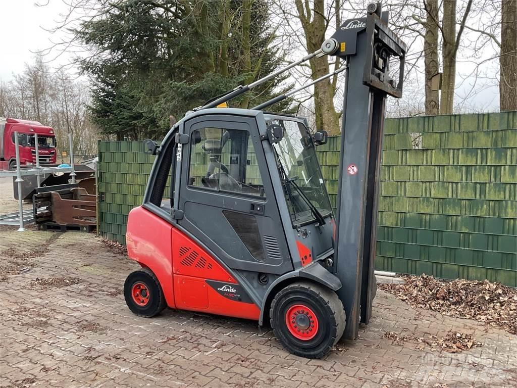 Linde H 30 D 02 EVO 柴油叉车