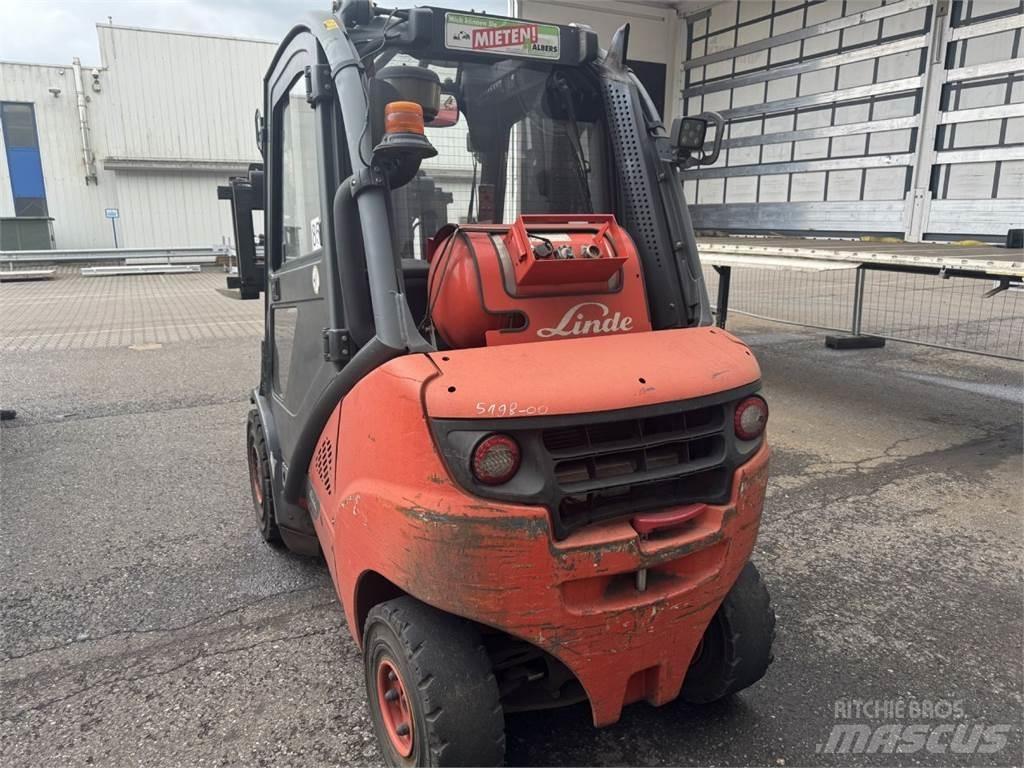 Linde H 30 T 天然气叉车