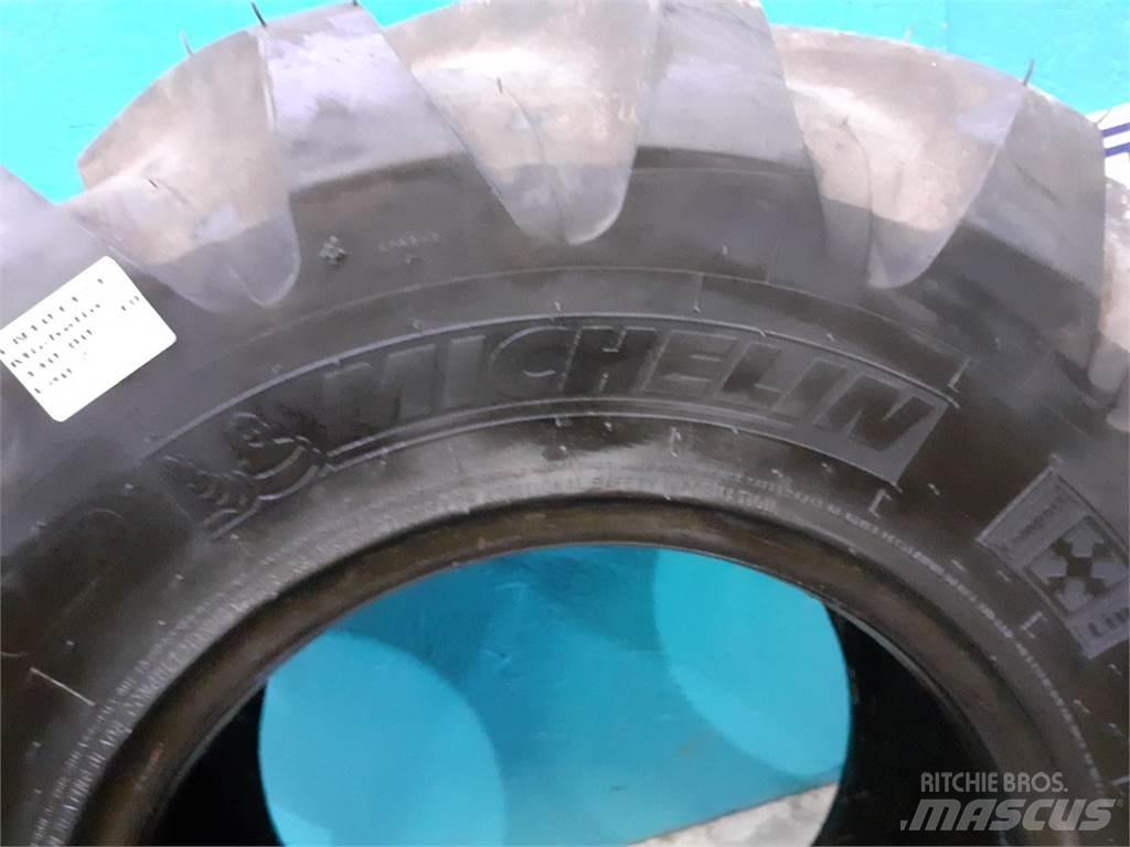  18 340/80R18 轮胎、车轮和轮圈