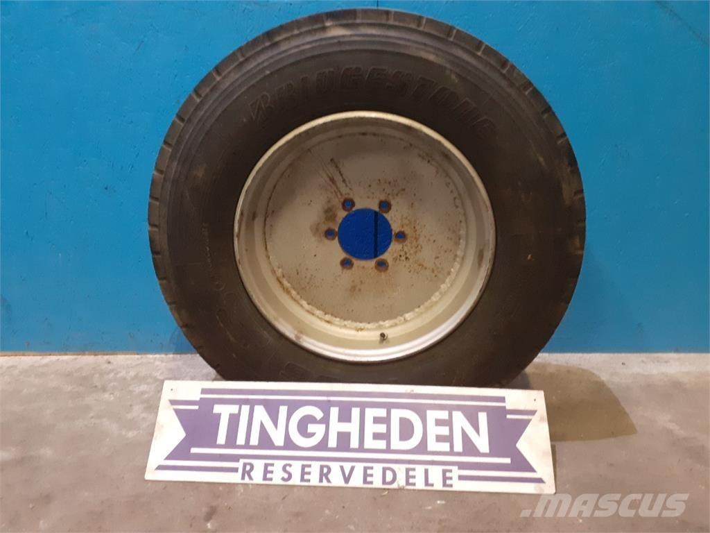  19.5 285/70R19.5 轮胎、车轮、轮圈