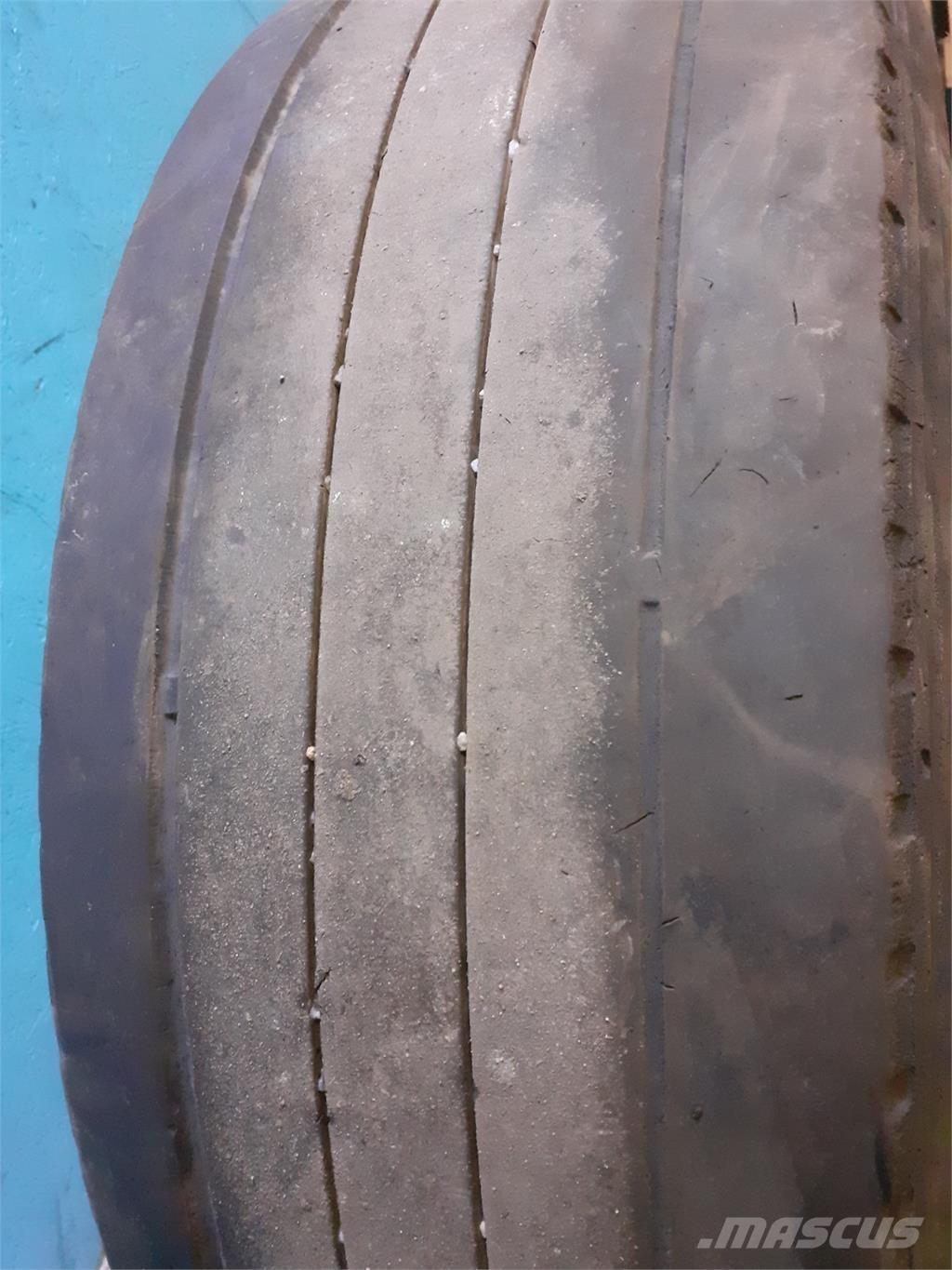  19.5 285/70R19.5 轮胎、车轮、轮圈