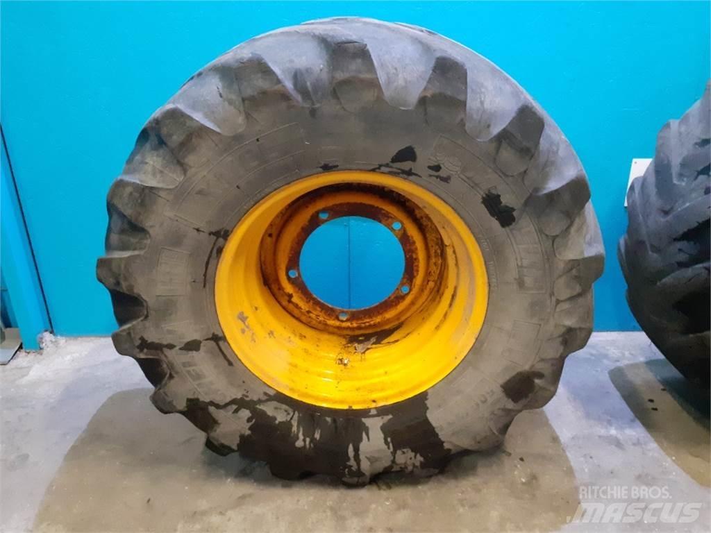  24 500/70R24 轮胎、车轮和轮圈