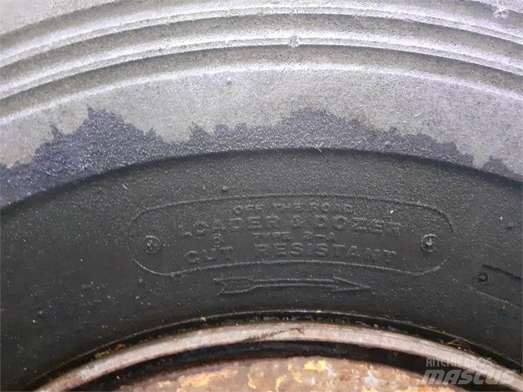 25 20.5R25 轮胎、车轮和轮圈
