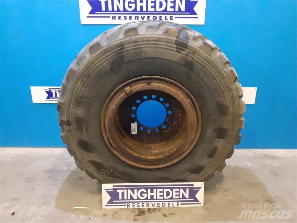  25 20.5R25 轮胎、车轮和轮圈