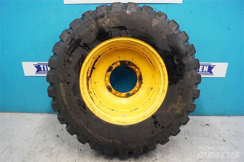  28 440/80R28 轮胎、车轮和轮圈