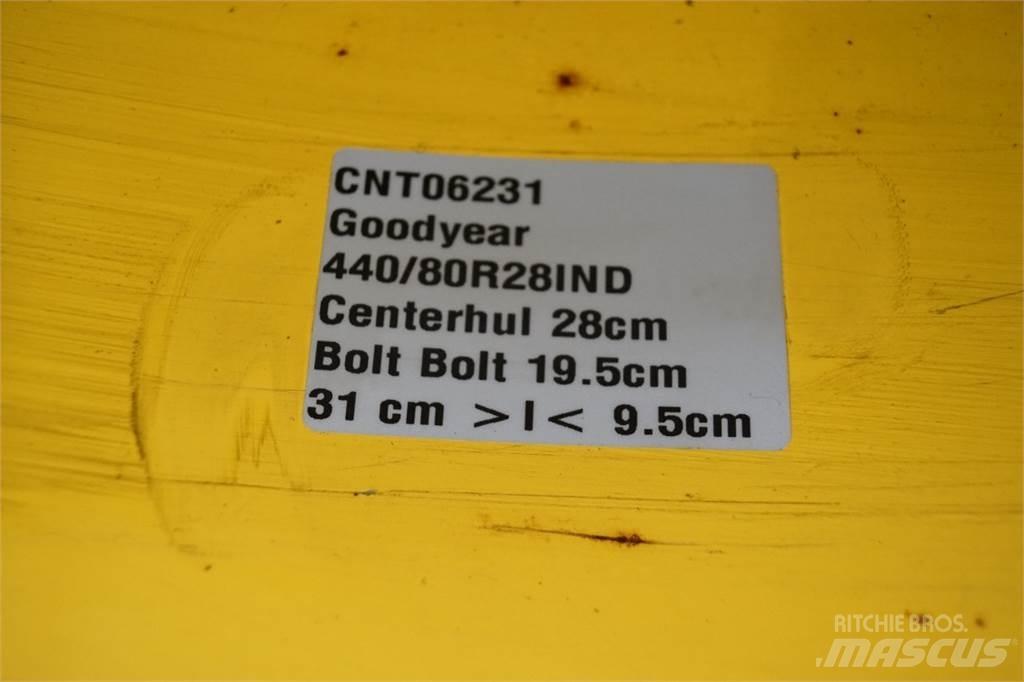  28 440/80R28 轮胎、车轮和轮圈