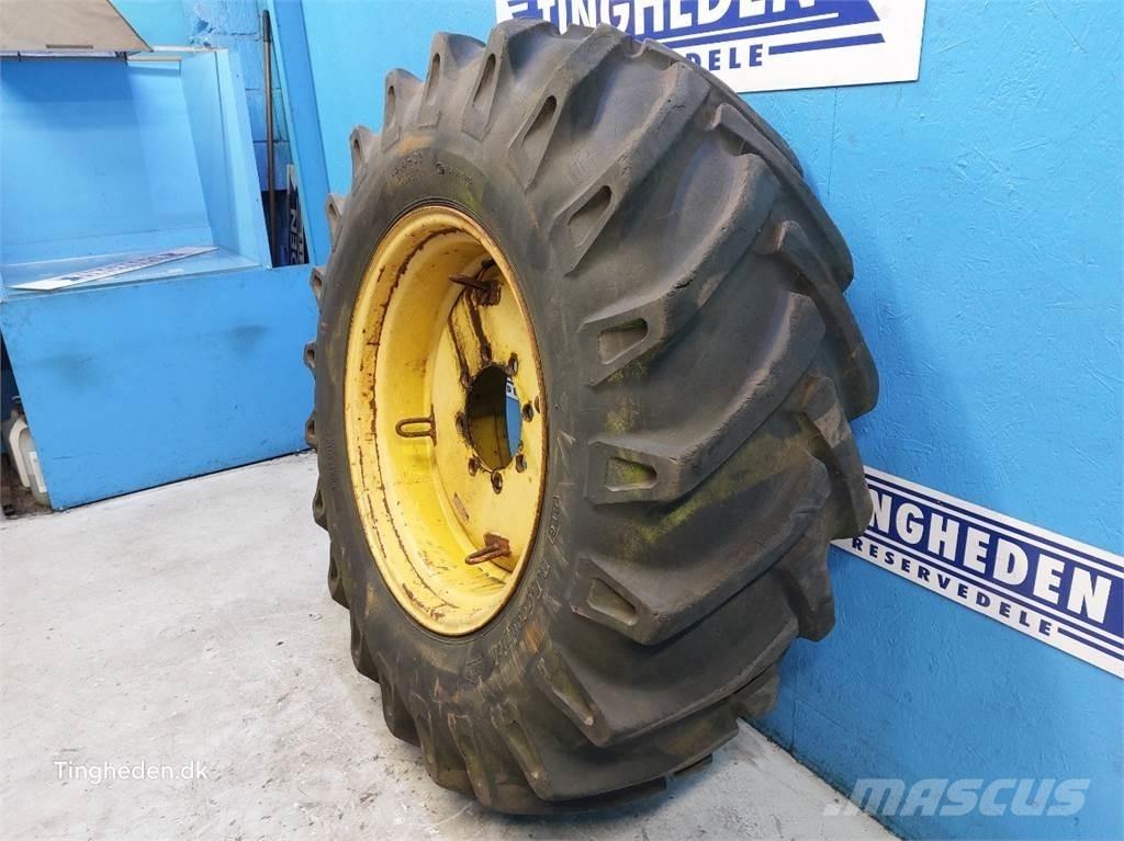  30 18.4-30 轮胎、车轮、轮圈