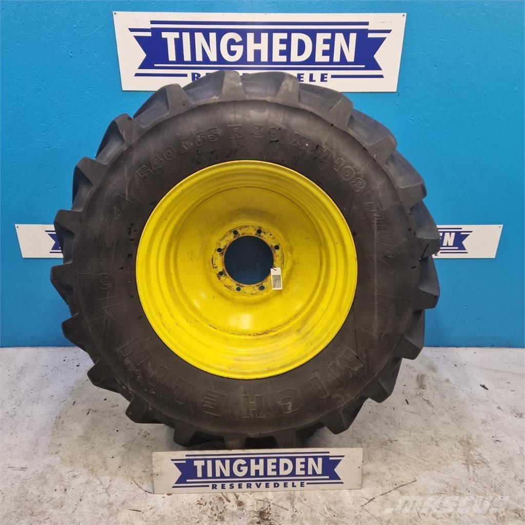  30 540/65 R30 轮胎、车轮、轮圈