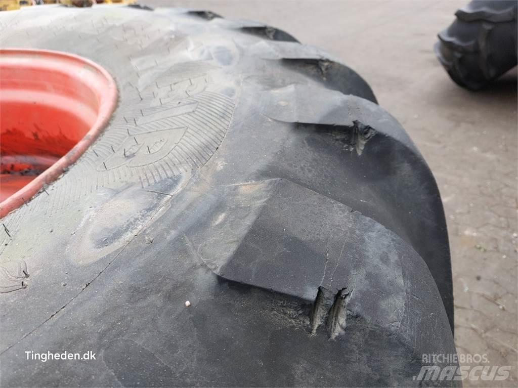  32 1050/50 R32 轮胎、车轮、轮圈