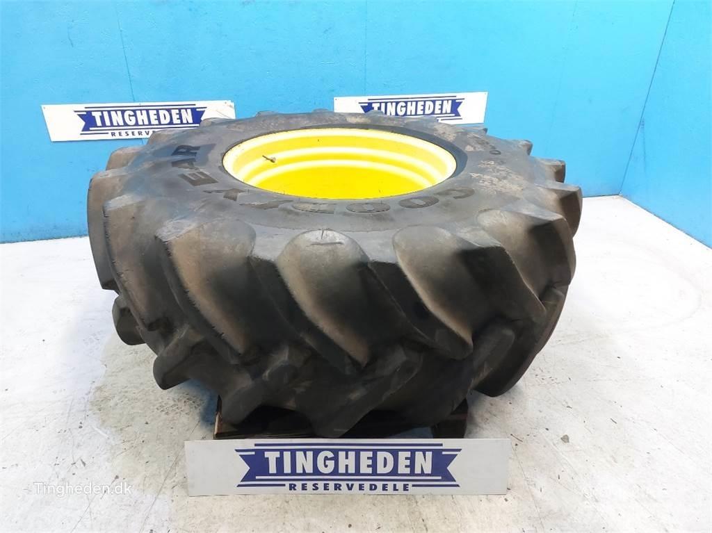  32 650/75 R32 轮胎、车轮、轮圈