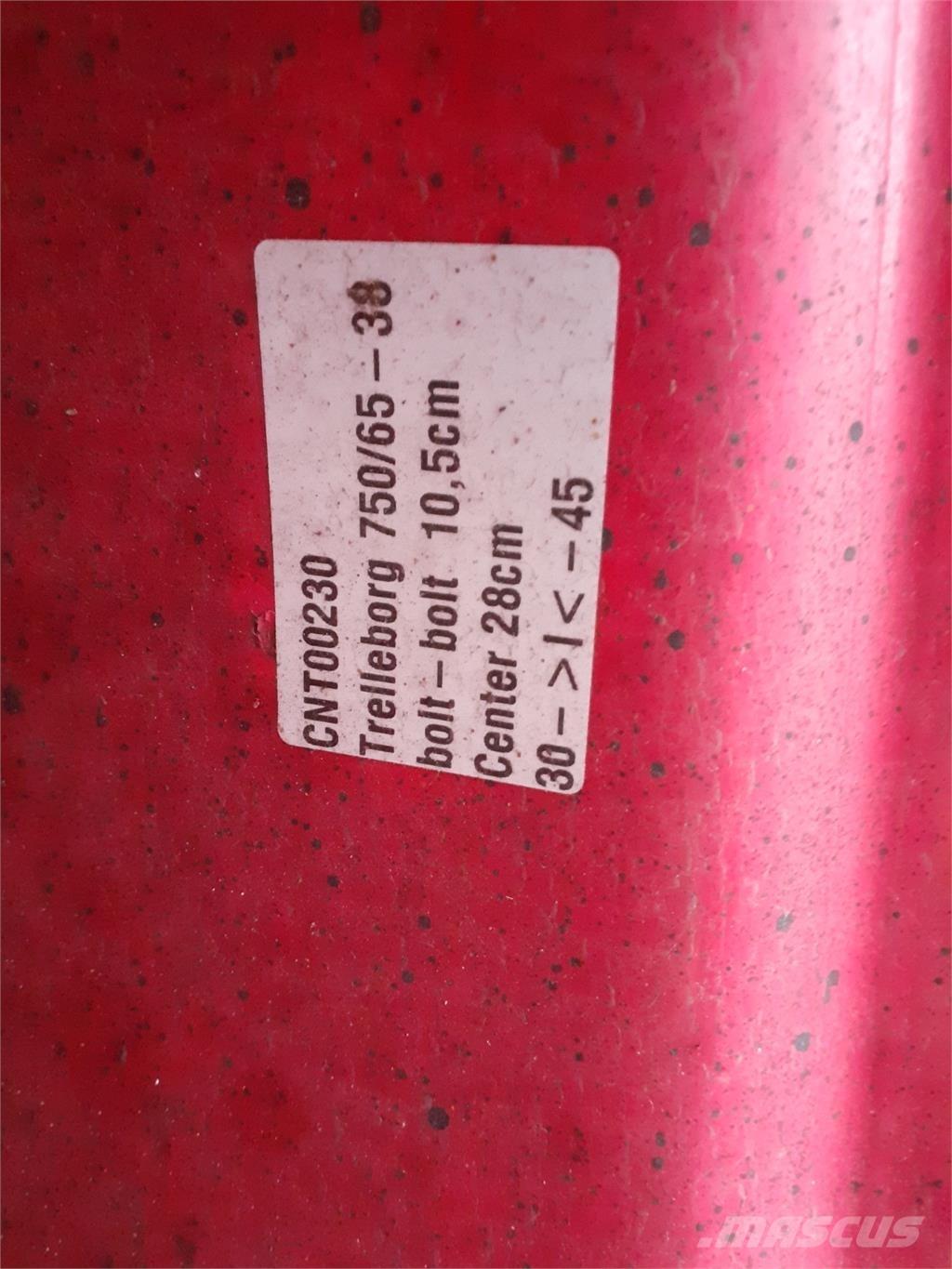  38 750/65R38 轮胎、车轮、轮圈