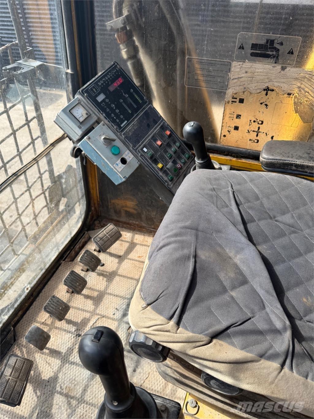 Åkerman EC300 履带挖掘机