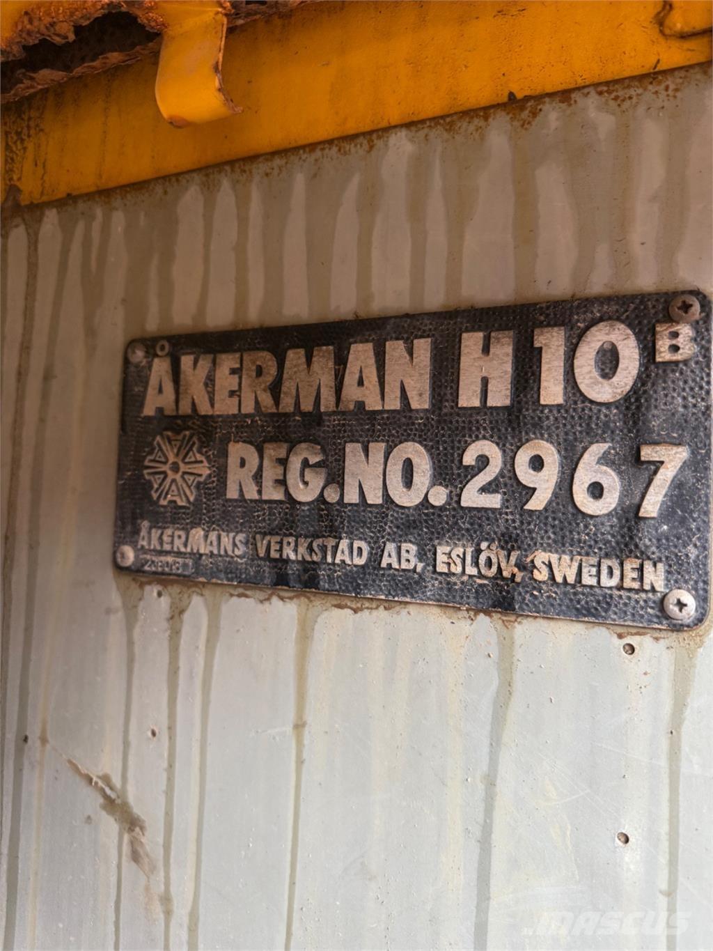 Åkerman H10B 履带挖掘机
