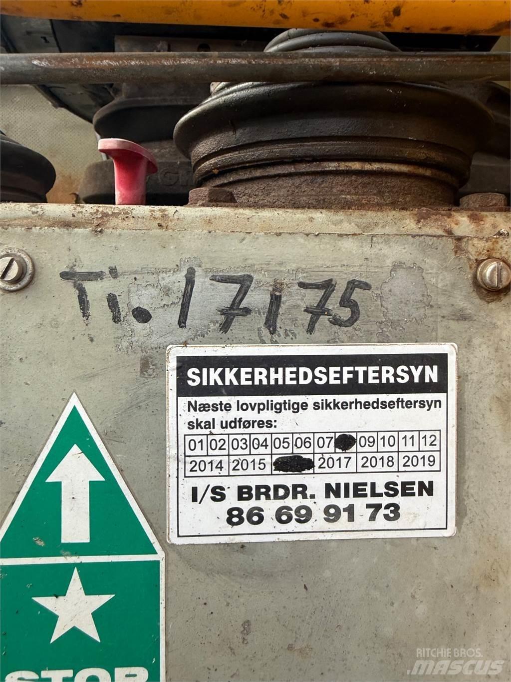 Åkerman H14B 履带挖掘机