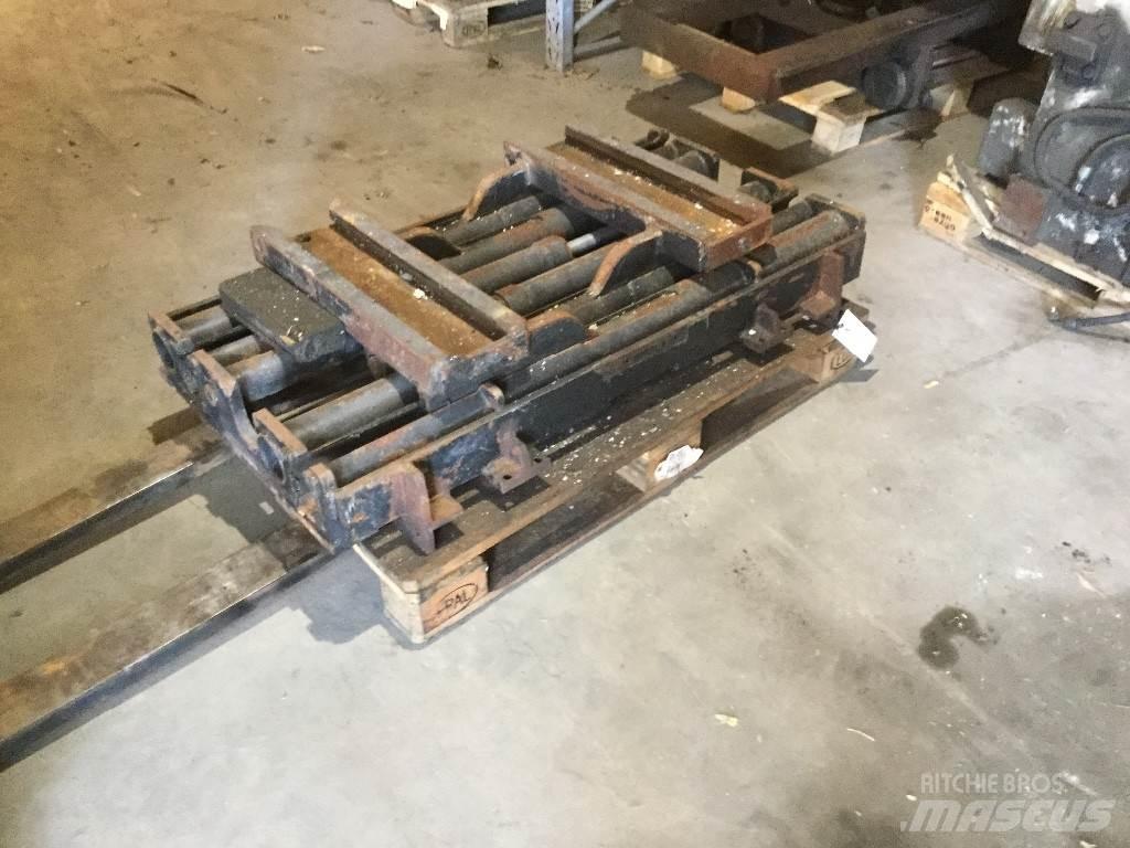 Cascade 4 tons 叉式钳车