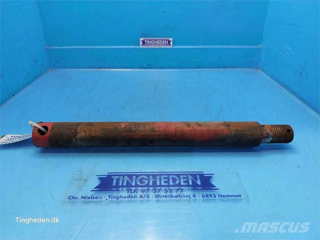 CASE 1680 联合收割机配件