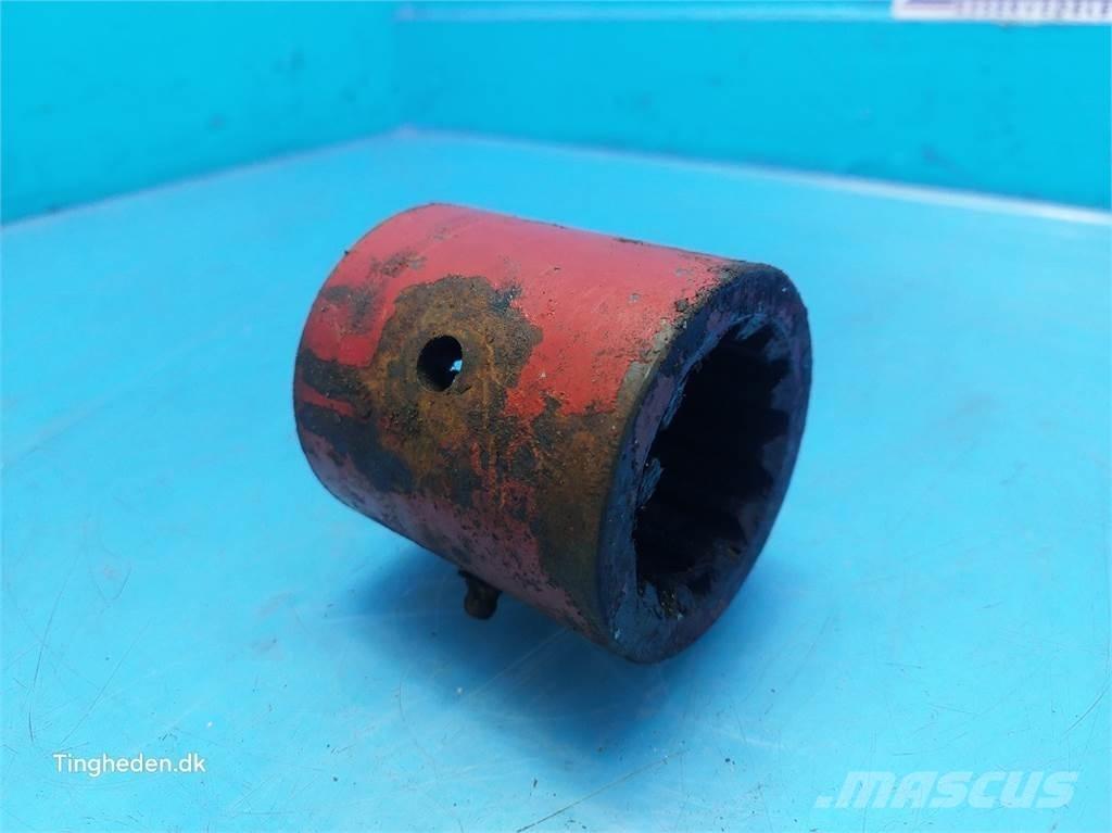 CASE 1680 联合收割机配件