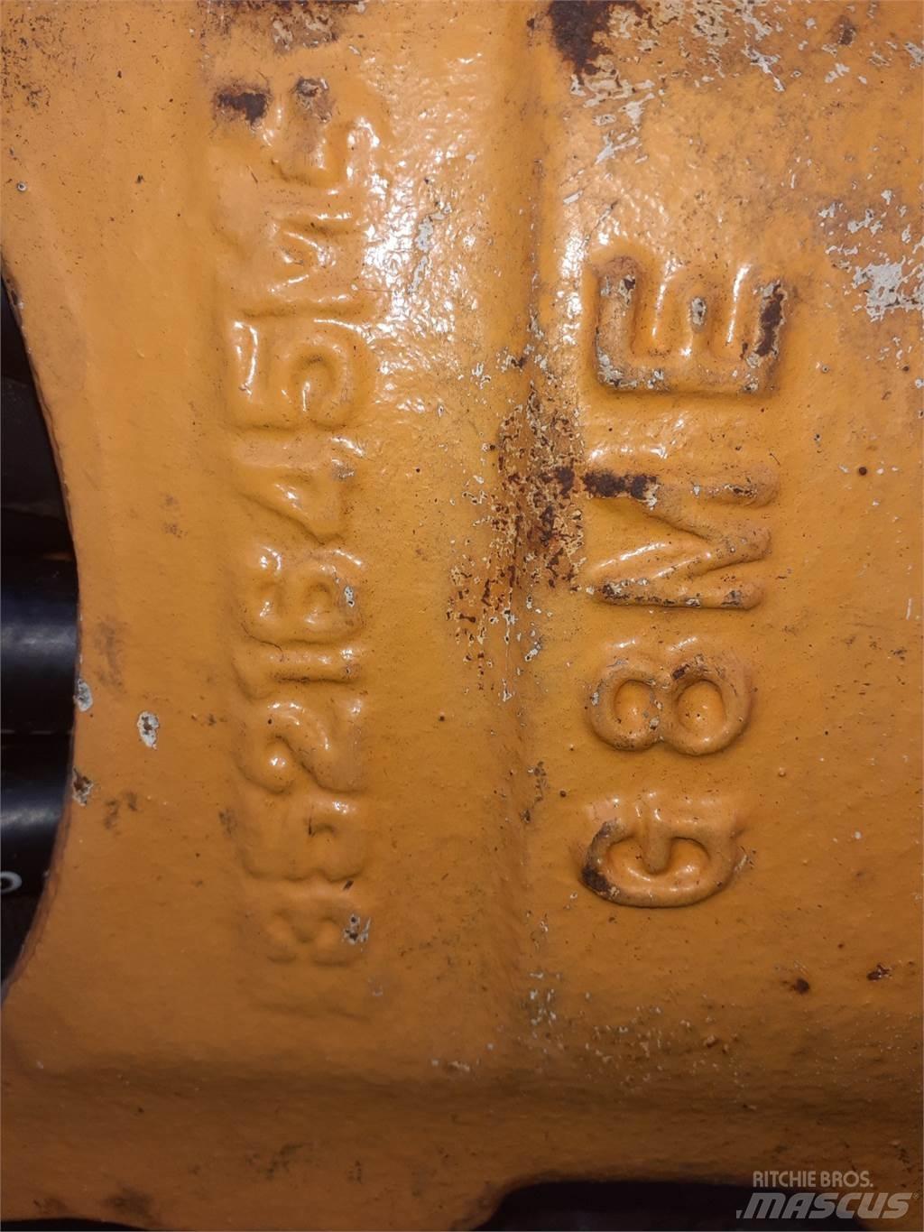 CASE 595 挖掘机配件