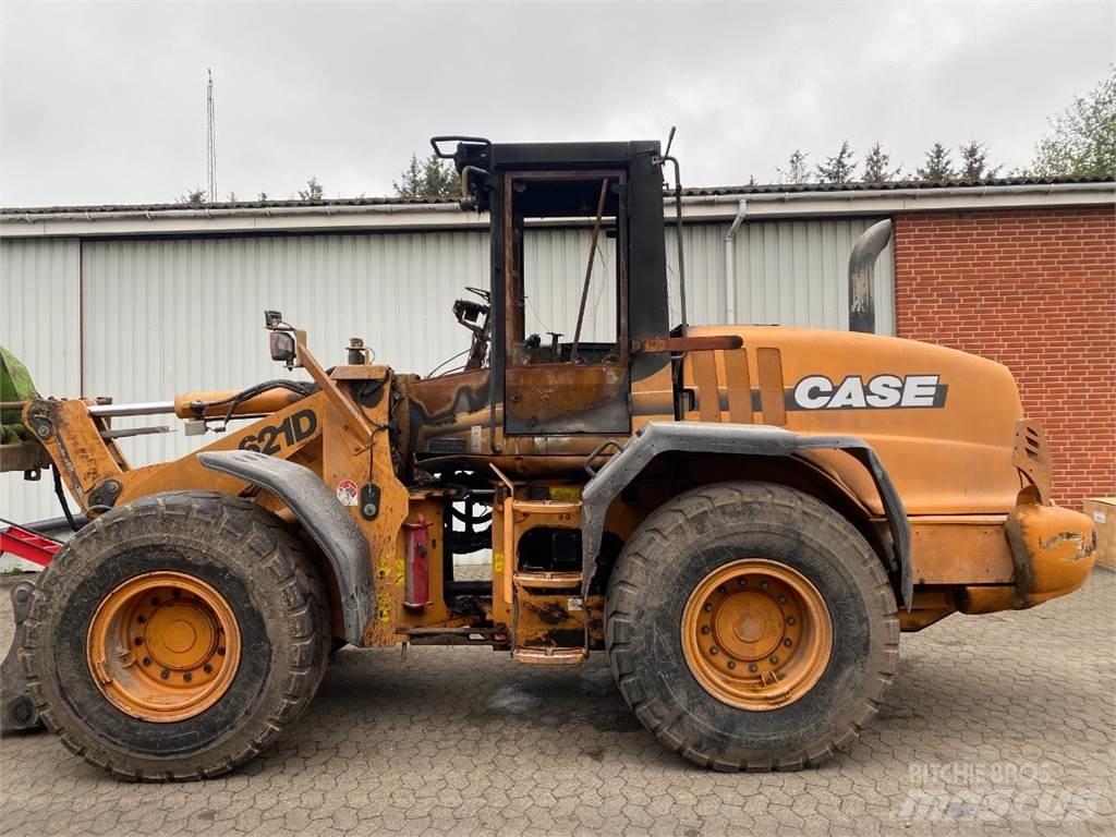 CASE 621D 轮式装载机