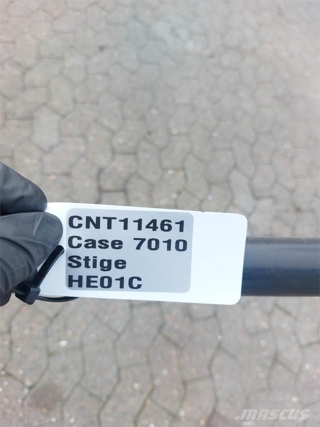 CASE 7010 驾驶室与内部