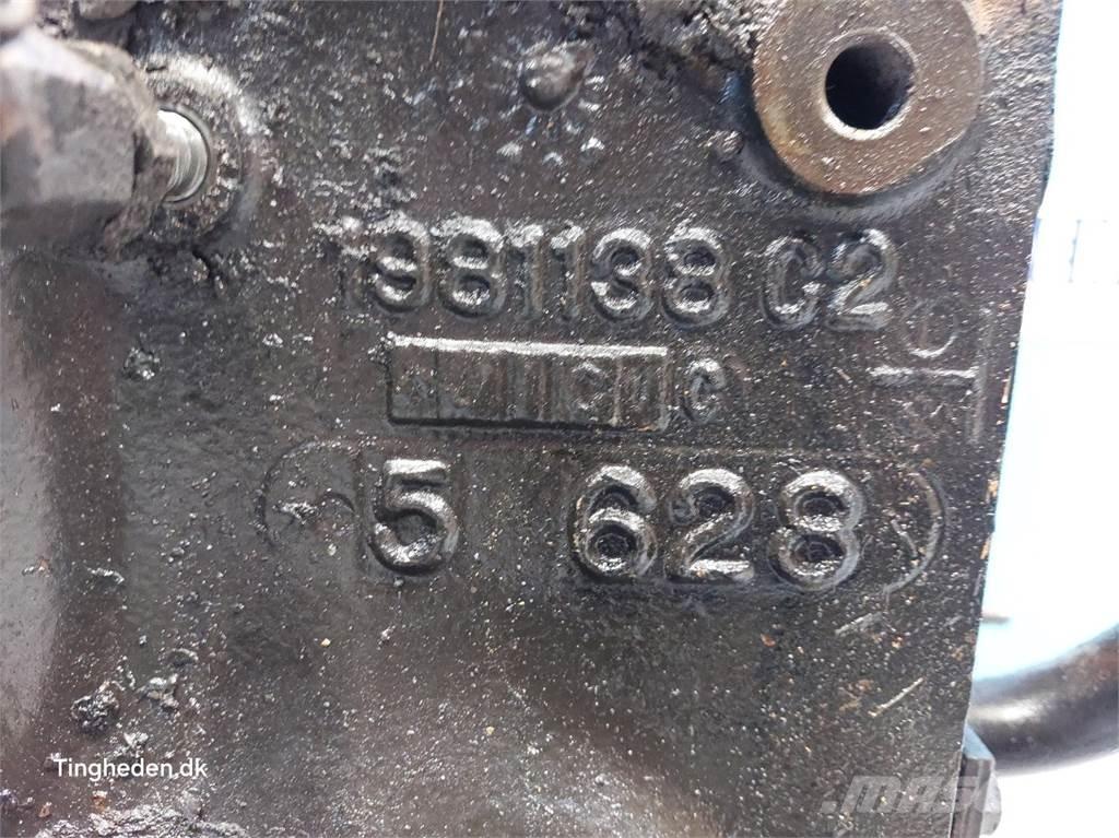 CASE 7130 传动装置
