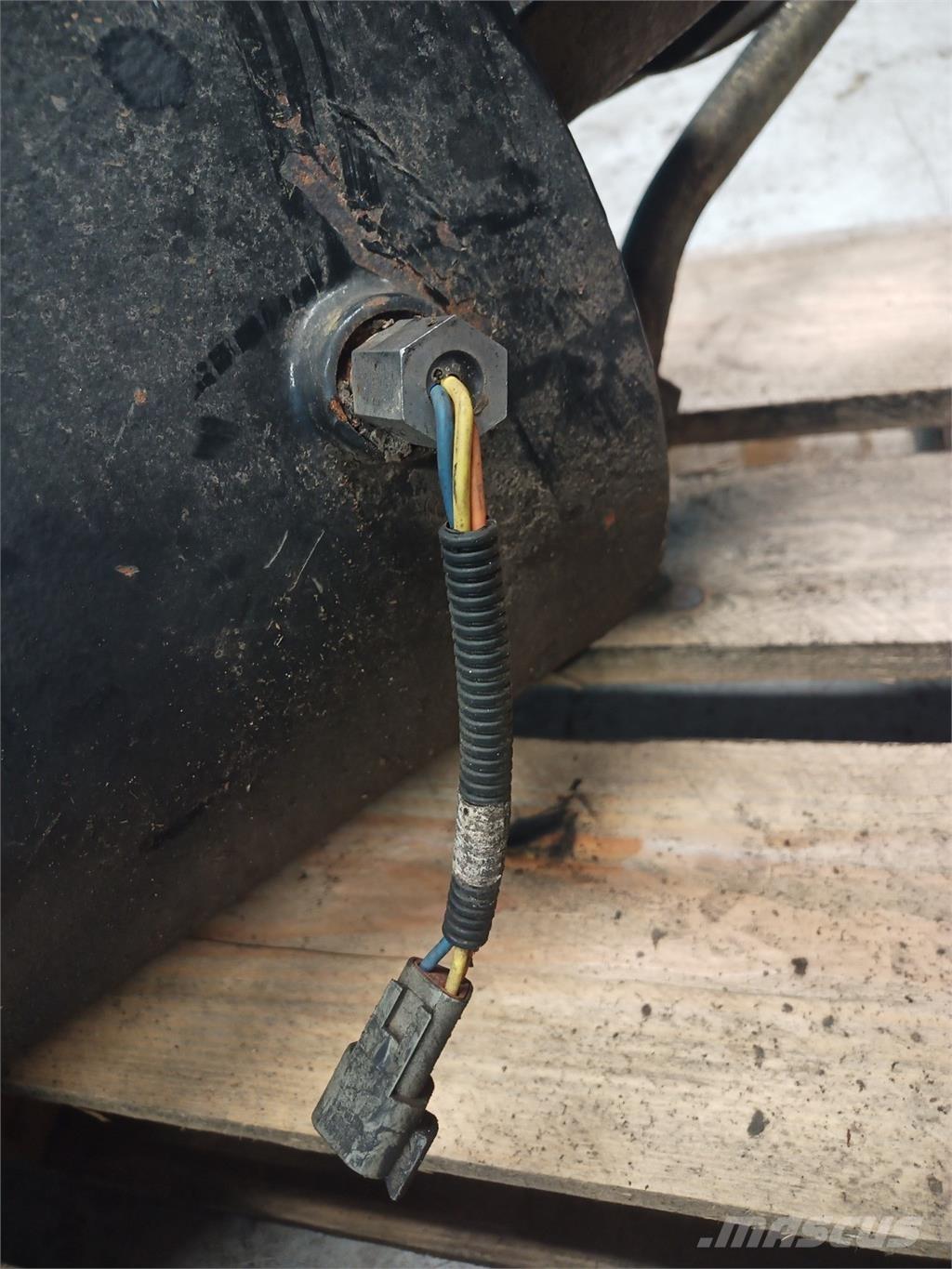 CASE 8010 传动装置