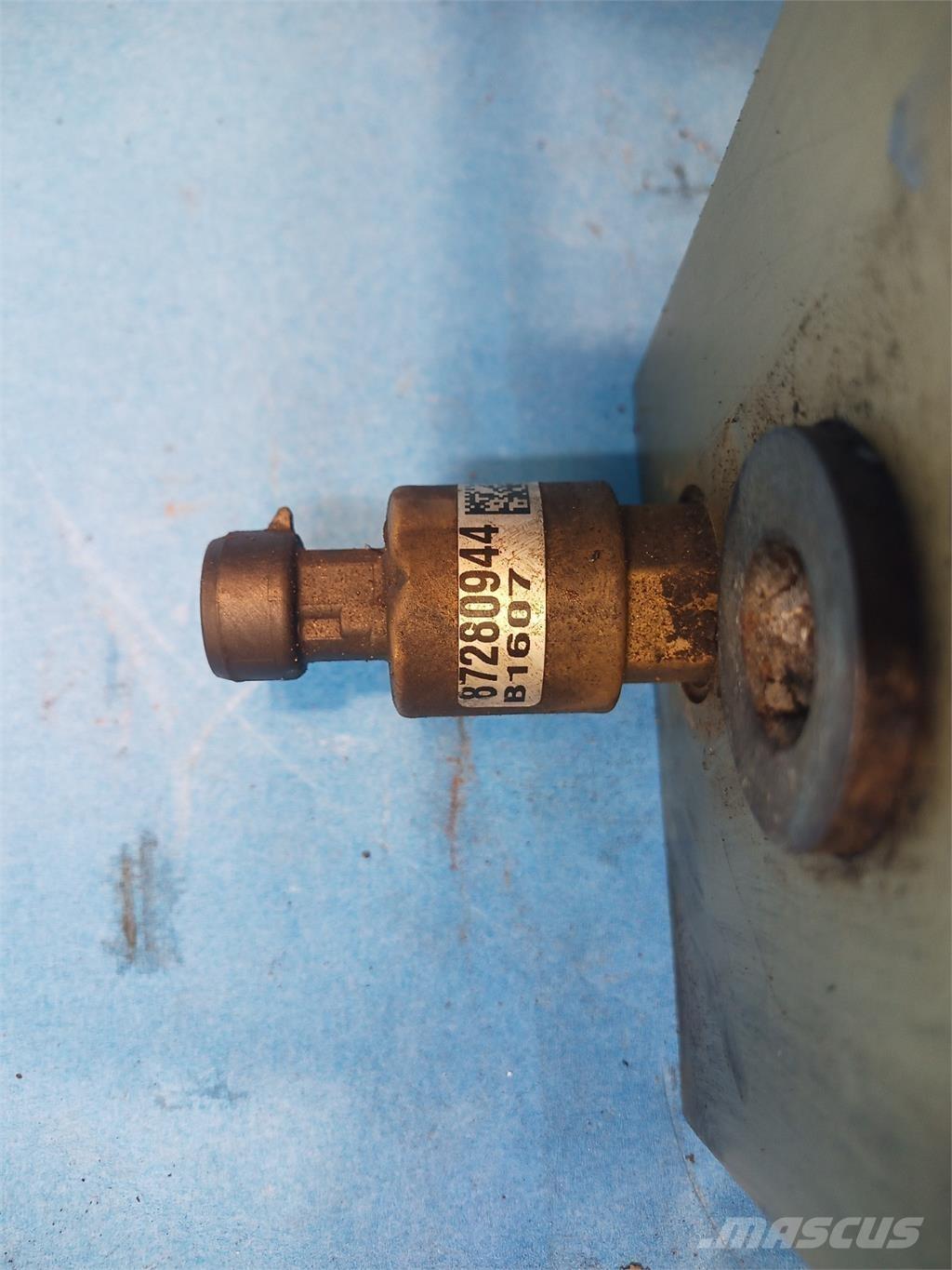 CASE 8010 液压