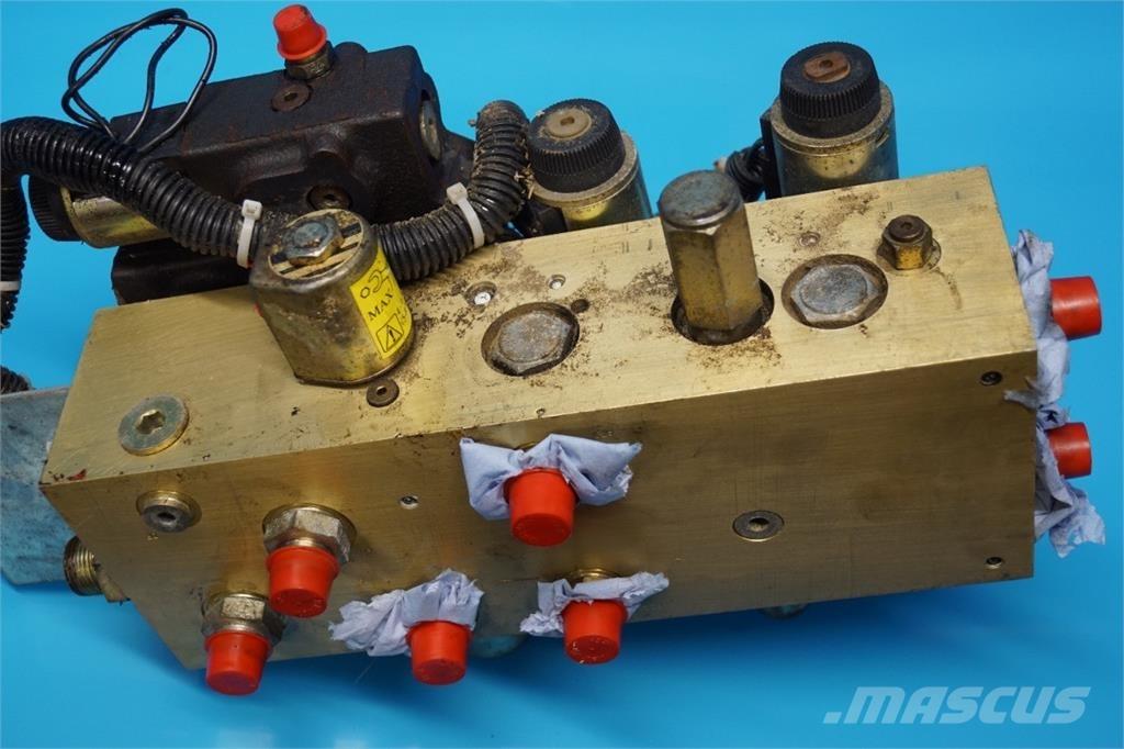 CASE 8010 液压