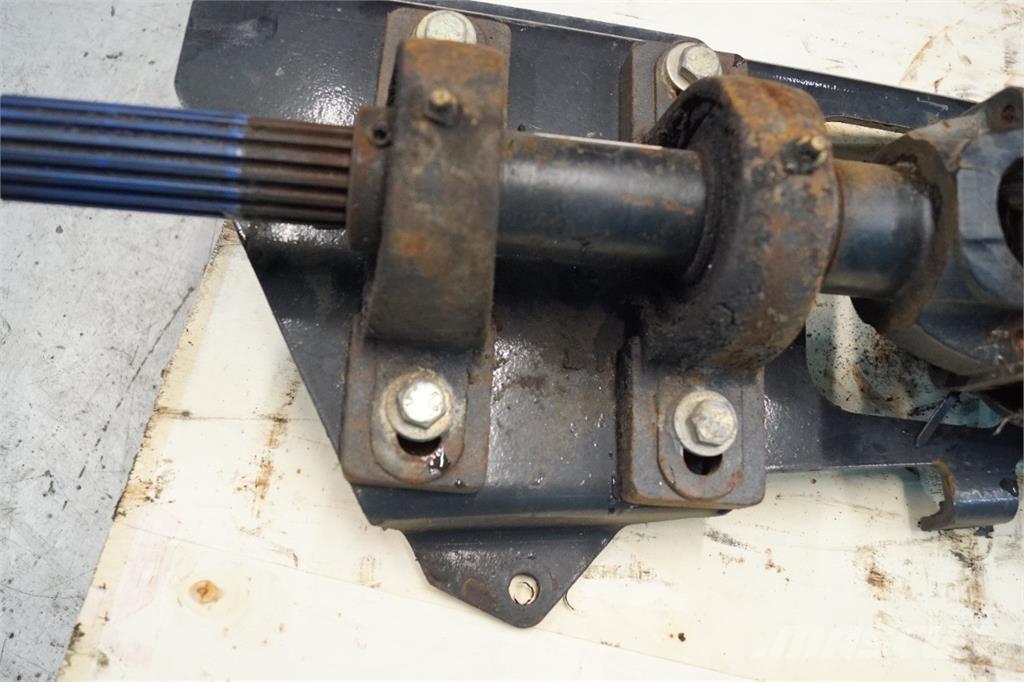 CASE 8010 传动装置