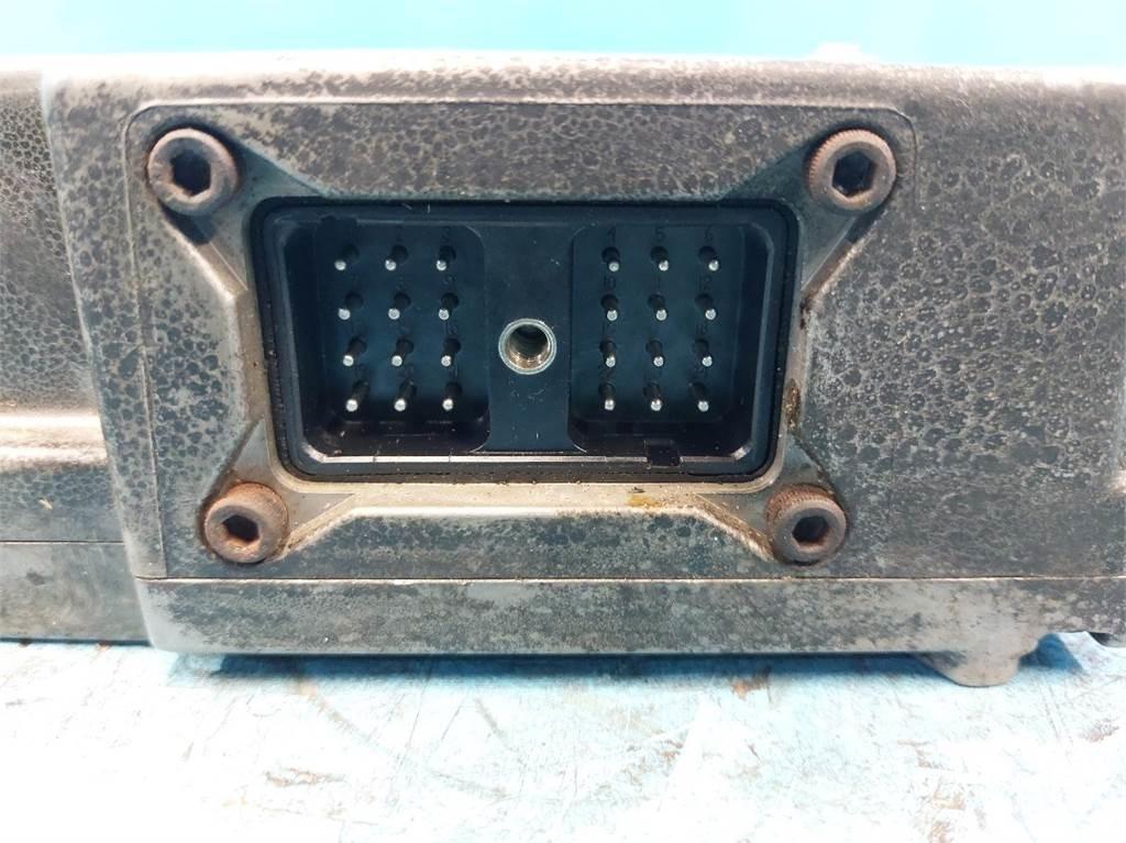 CASE 8010 AF 电子设备
