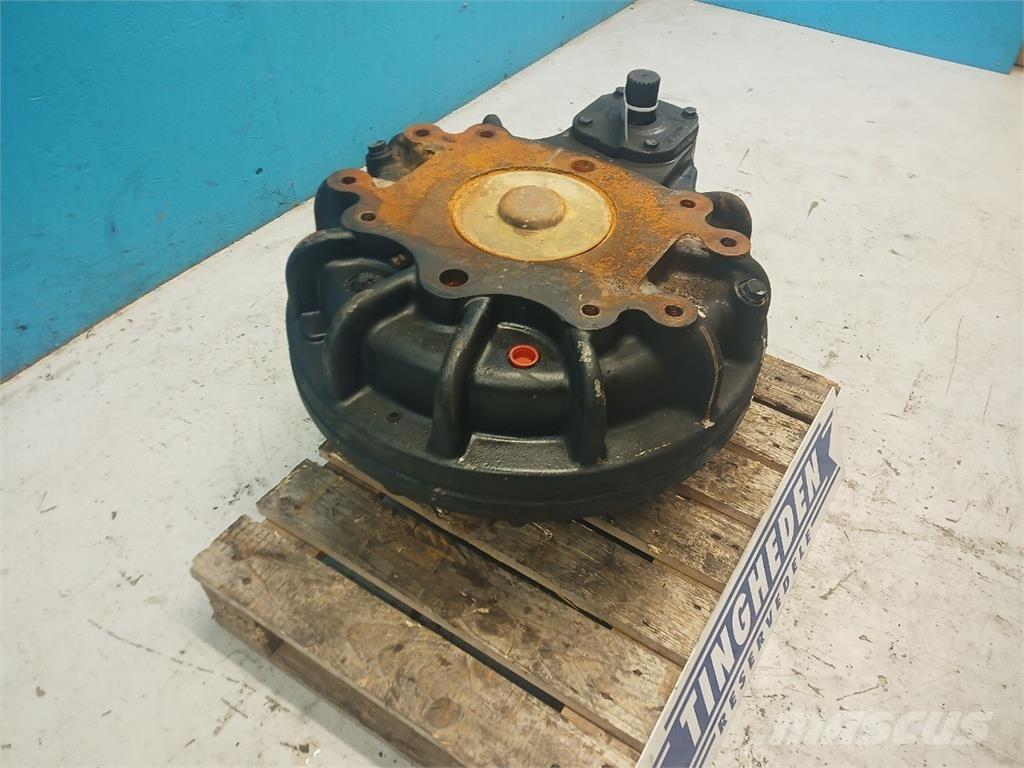 CASE 9010 联合收割机配件