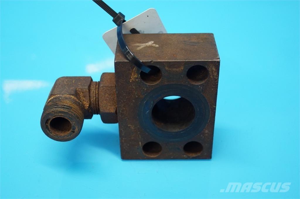 CASE 9230 联合收割机配件
