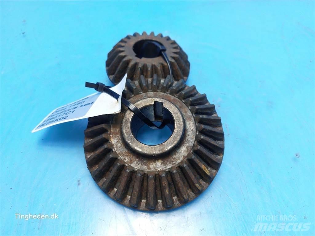 Case IH 1460 联合收割机配件