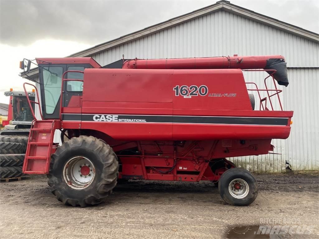 Case IH 1620 联合收割机