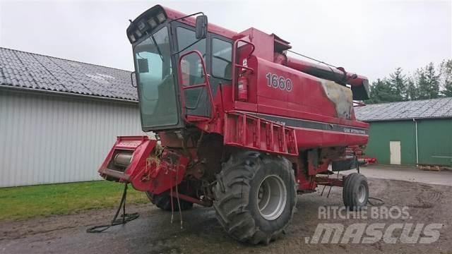 Case IH 1660 联合收割机