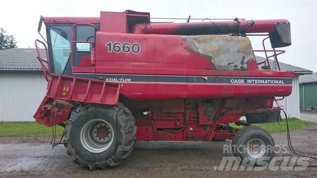Case IH 1660 联合收割机