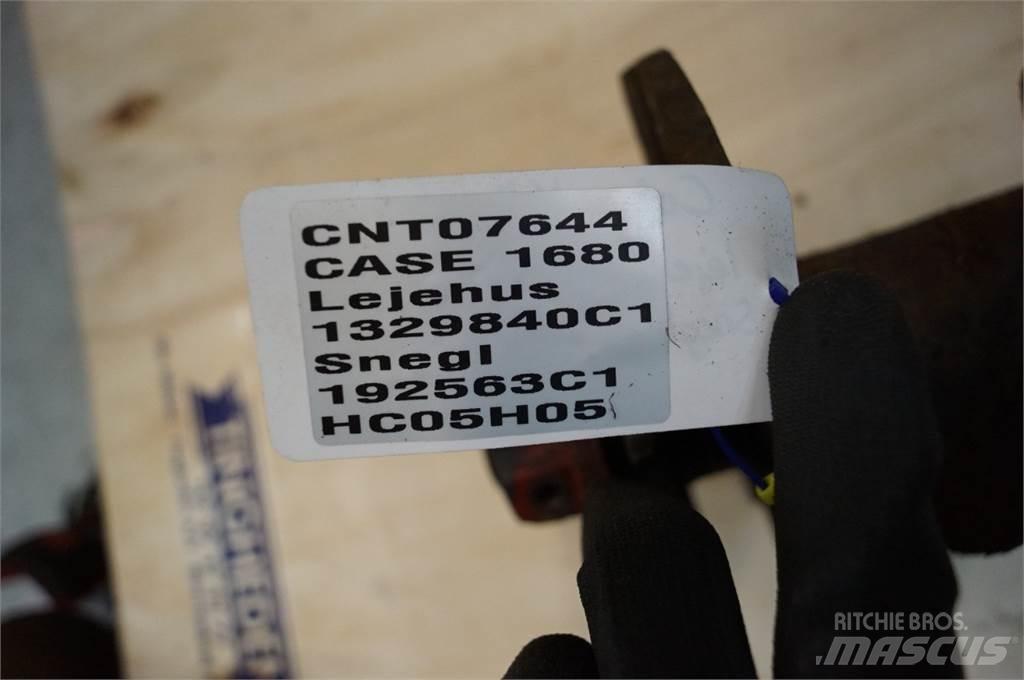 Case IH 1680 联合收割机配件