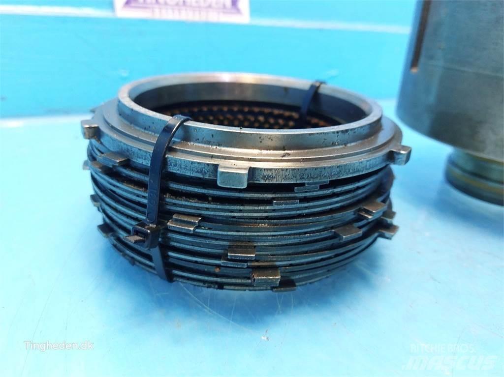 Case IH 7130 传动装置