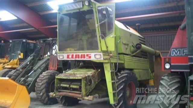 Case IH senator 联合收割机